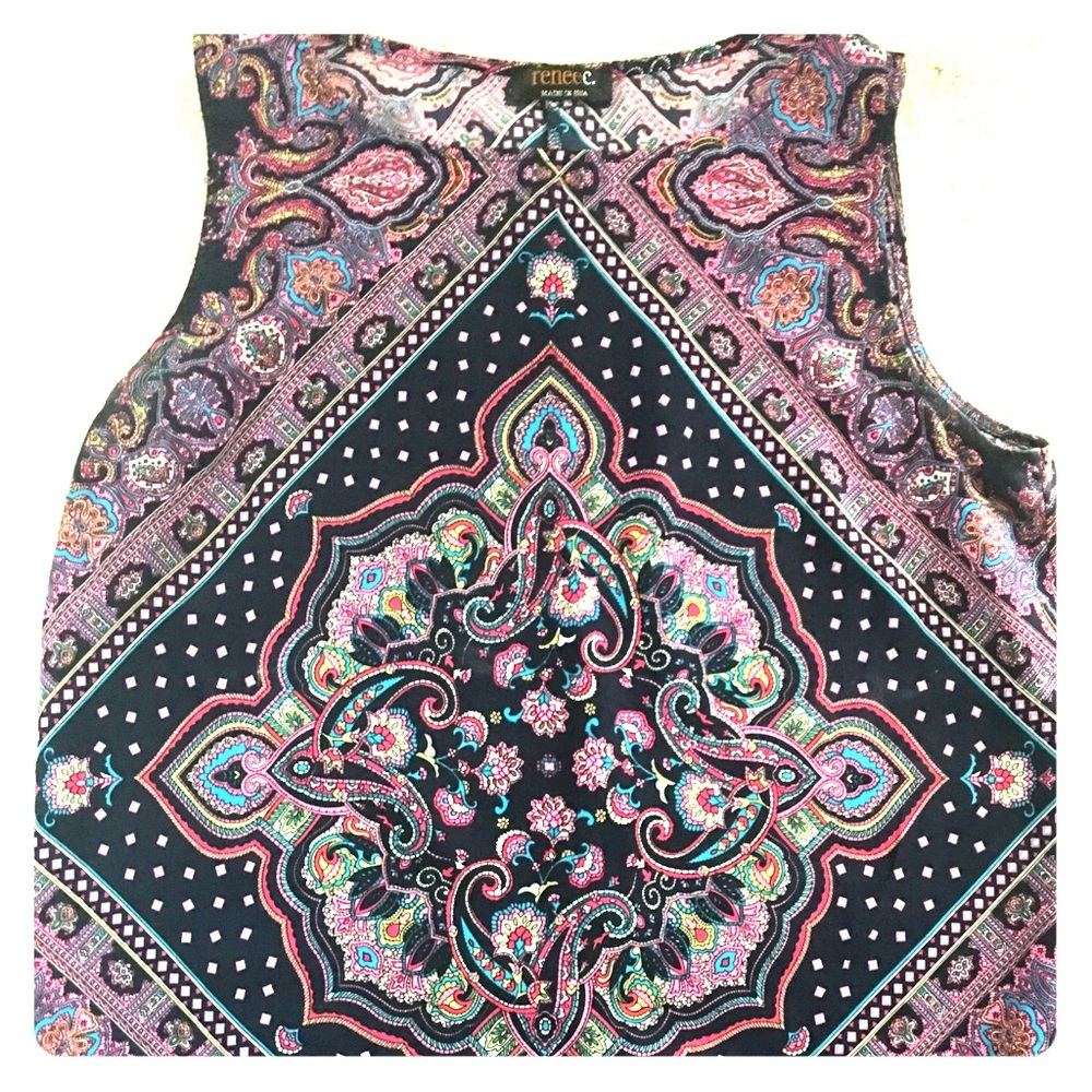 Beautiful Paisley Top.